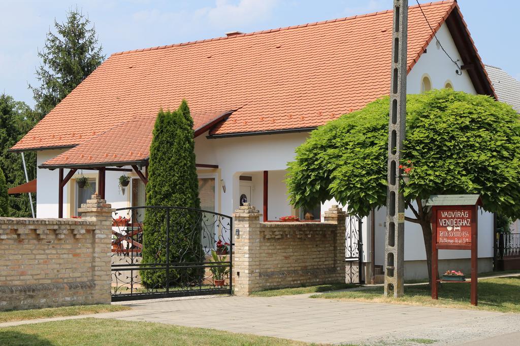 Vadviraghaz Apartment Palkonya Exterior photo